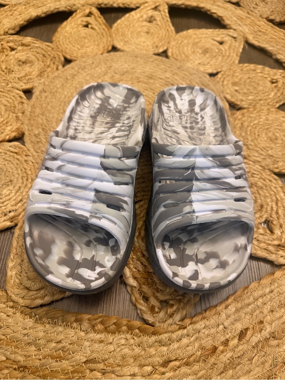 Hoka One One White & Gray Camo Slide Sandals